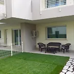 Kaluna דירה *